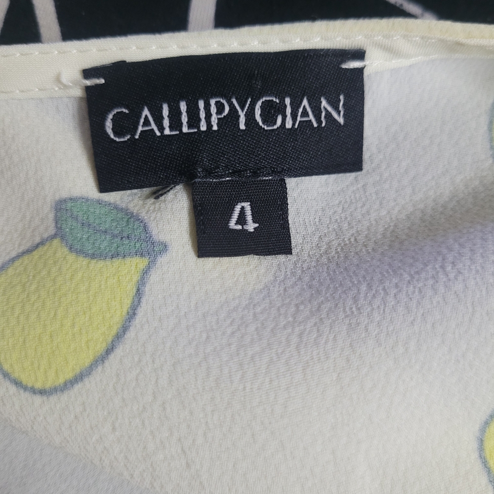 Chic White Midi Wrap Dress with Lemon Print - Picture 6 of 8